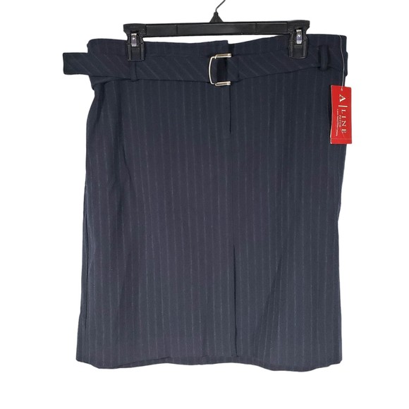 A Line Petite Women's size 16P Blue Striped Short Skirt - NWT - Picture 1 of 6